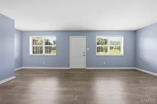 8907 Wrenwood Ln, Brentwood, MO 63144 - Photo 3