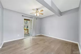 8907 Wrenwood Ln, Brentwood, MO 63144 - Photo 15