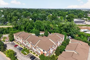 2756 Mcknight Crossing Ct, Saint Louis, MO 63124 - Photo 25