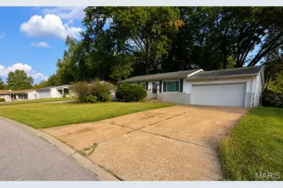 1457 Widefields Lane, Saint Louis, MO 63138 - Photo 1