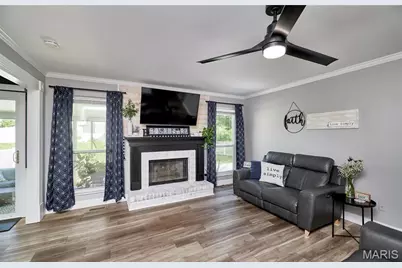819 Spring Crest Drive, Fenton, MO 63026 - Photo 11