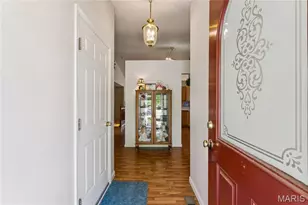 227 Maryland Dr, O'Fallon, MO 63366 - Photo 3