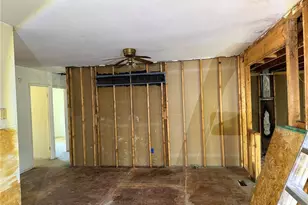 10357 Prince Dr, Saint Louis, MO 63136 - Photo 7