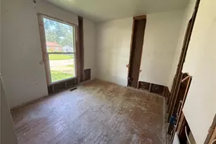 10357 Prince Dr, Saint Louis, MO 63136 - Photo 11