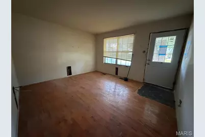 10357 Prince Drive, Saint Louis, MO 63136 - Photo 3