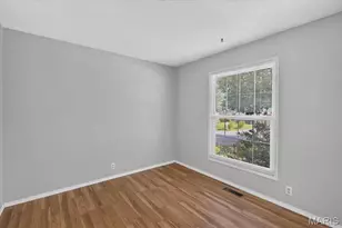 3041 Wintergreen Dr, Florissant, MO 63033 - Photo 11