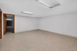 3041 Wintergreen Dr, Florissant, MO 63033 - Photo 19