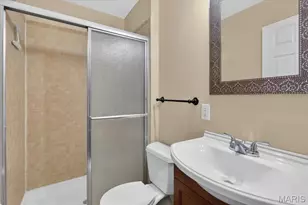 3041 Wintergreen Dr, Florissant, MO 63033 - Photo 17