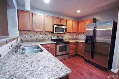 236 Countryshire Drive, Lake Saint Louis, MO 63367 - Photo 3