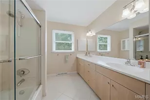 1567 Yarmouth Point Dr, Chesterfield, MO 63017 - Photo 29