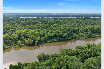 7040 Christopher Drive, Saint Louis, MO 63129 - Photo 5