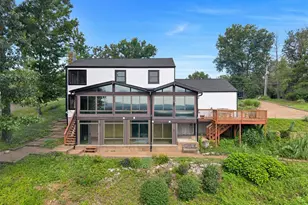 7040 Christopher Dr, Saint Louis, MO 63129 - Photo 41
