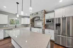 316 Chestnut Creek Cir, O'Fallon, MO 63368 - Photo 11
