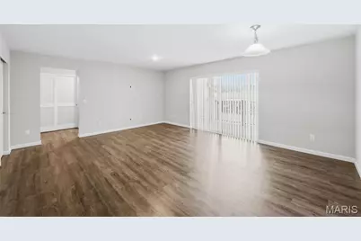 321 Bordeaux Way, Saint Peters, MO 63376 - Photo 5