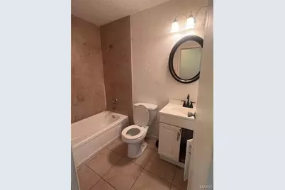 2353 Kingsford Drive, Florissant, MO 63031 - Photo 19