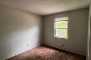 2353 Kingsford Dr, Florissant, MO 63031 - Photo 15