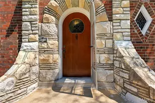 8015 Davis Dr, Clayton, MO 63105 - Photo 5