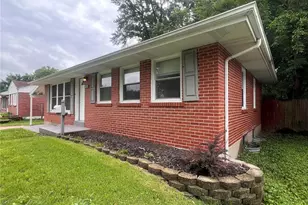 740 Crowder Dr, Florissant, MO 63031 - Photo 3