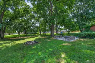 2302 N 5th St, Saint Charles, MO 63301 - Photo 27