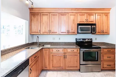 4044 Morningview Court, Saint Louis, MO 63129 - Photo 9