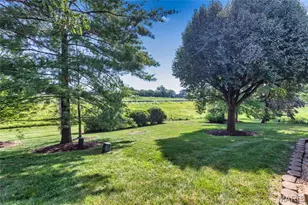 4044 Morningview Ct, Saint Louis, MO 63129 - Photo 31