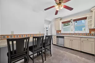 1014 N Benton Ave, Saint Charles, MO 63301 - Photo 15