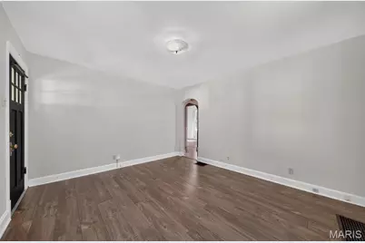 1014 N Benton Avenue, Saint Charles, MO 63301 - Photo 25