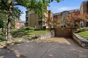 7561 Byron Pl, Clayton, MO 63105 - Photo 29