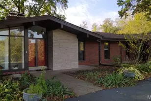 10621 Country View Dr, Creve Coeur, MO 63141 - Photo 29