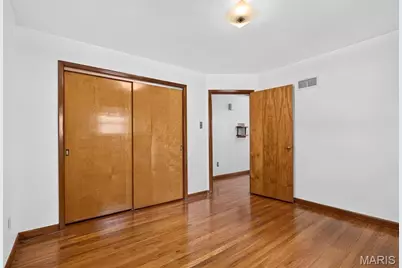 1011 Hawthorn Avenue, Saint Charles, MO 63301 - Photo 33