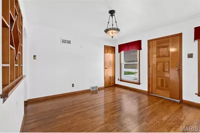 1011 Hawthorn Avenue, Saint Charles, MO 63301 - Photo 17