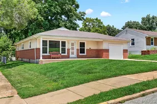 1011 Hawthorn Ave, Saint Charles, MO 63301 - Photo 3