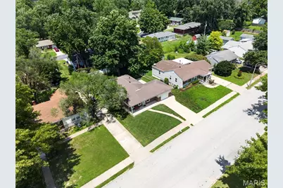 1011 Hawthorn Avenue, Saint Charles, MO 63301 - Photo 55