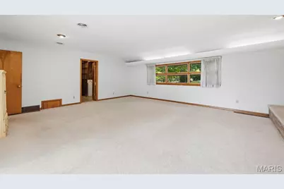 1310 Hollins Drive, Saint Louis, MO 63135 - Photo 13