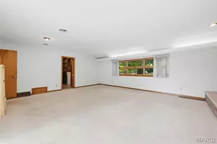 1310 Hollins Dr, Saint Louis, MO 63135 - Photo 13