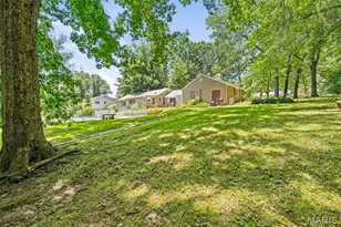 1310 Hollins Dr, Saint Louis, MO 63135 - Photo 5