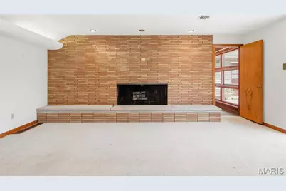 1310 Hollins Drive, Saint Louis, MO 63135 - Photo 11
