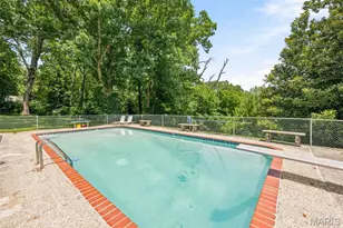 1310 Hollins Dr, Saint Louis, MO 63135 - Photo 37