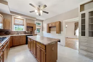 2010 Forest Ave, Saint Louis, MO 63139 - Photo 15