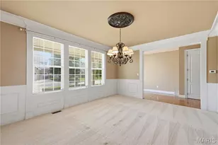 5500 Wooded Creek Dr, O'Fallon, MO 63304 - Photo 5