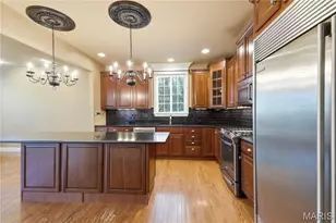 5500 Wooded Creek Dr, O'Fallon, MO 63304 - Photo 9