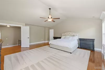 5500 Wooded Creek Drive, O'Fallon, MO 63304 - Photo 13