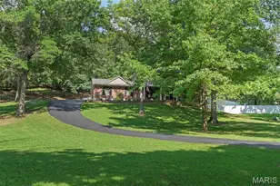 2710 Wild Valley Dr, High Ridge, MO 63049 - Photo 9
