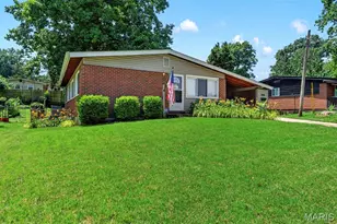 2480 Furlong Ln, Florissant, MO 63033 - Photo 3