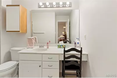 1927 Bennington Common Drive, Saint Louis, MO 63146 - Photo 15