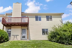 1927 Bennington Common Dr, Saint Louis, MO 63146 - Photo 25