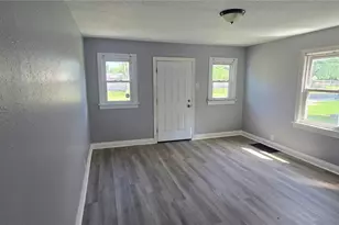 11925 Larimore Rd, Spanish Lake, MO 63138 - Photo 3