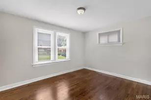 3827 Oakridge Blvd, Saint Louis, MO 63121 - Photo 9