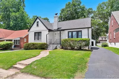 3827 Oakridge Boulevard, Saint Louis, MO 63121 - Photo 3