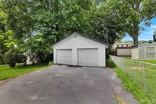 3827 Oakridge Blvd, Saint Louis, MO 63121 - Photo 25